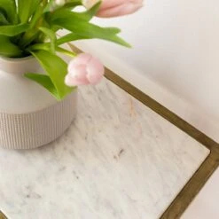 Console En Métal Doré Et Marbre Timéo -Chaise Écolier Métal Magasin b319 console ambiance zoom 2