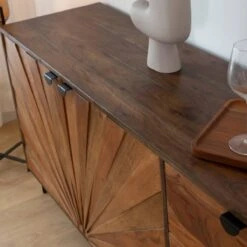 Buffet En Bois D'acacia Elvira -Chaise Écolier Métal Magasin mind06 buffet ambiance zoom plateau