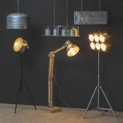 Suspension En Métal Gris 4 Lampes Alana -Chaise Écolier Métal Magasin product l u lus2650 luminaire ambiance 8