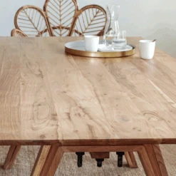 Table à Manger En Bois D'acacia Noa -Chaise Écolier Métal Magasin product n e ne 219 table a manger ambiance zoom plateau