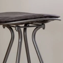 Tabouret De Bar En Cuir Gris Et Métal Lya -Chaise Écolier Métal Magasin su13 chaisehaute amb zoom 2